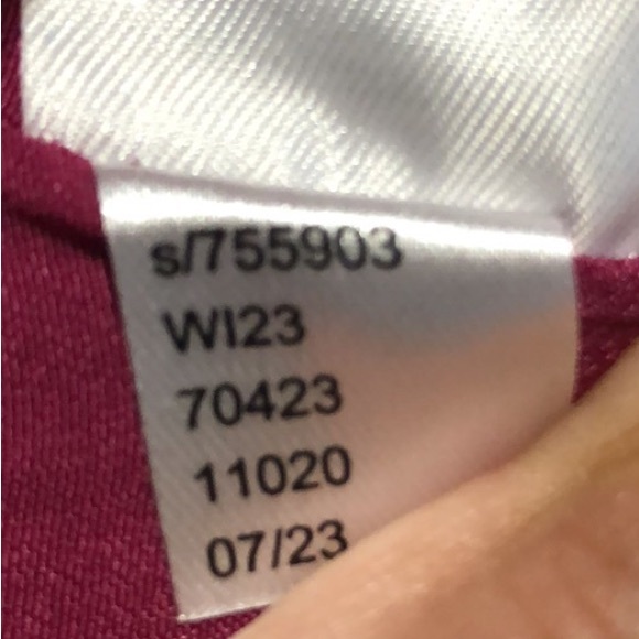 LOFT NEW Petite Size 10 Elegant Velvet Fuchsia Wrap Dress. Mini,Shimmer Floral. - Picture 12 of 12